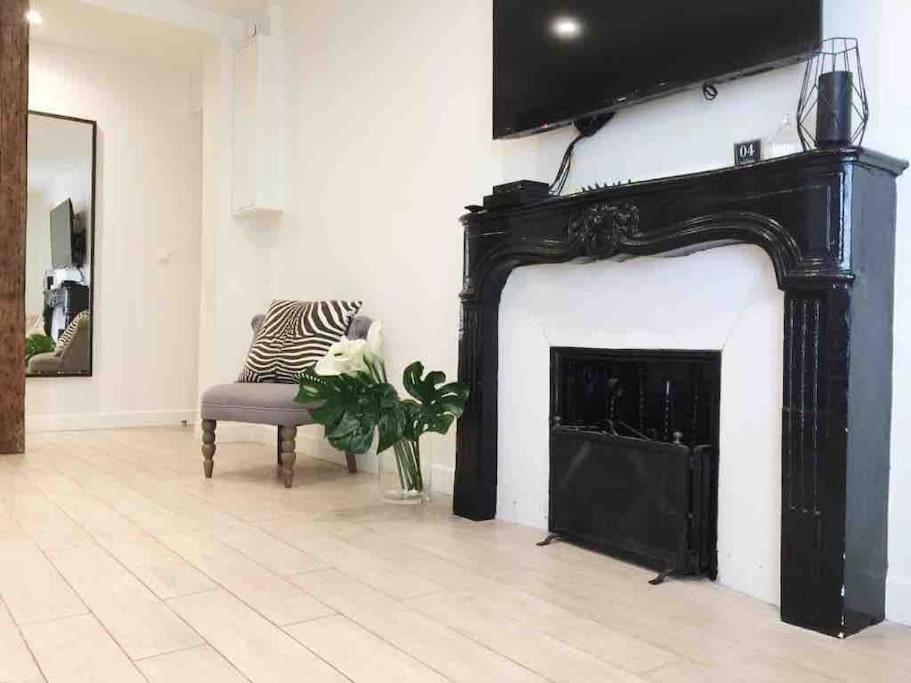 Central Apartment In The Heart Of The Marais With Air Conditioning Paris Dış mekan fotoğraf